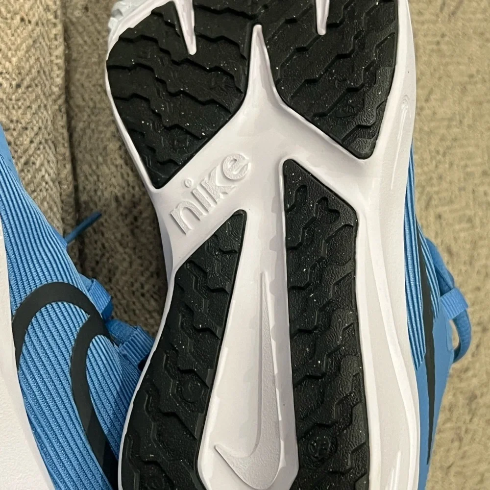 Kids Nike Blue Athletic Shoes Size 4.5